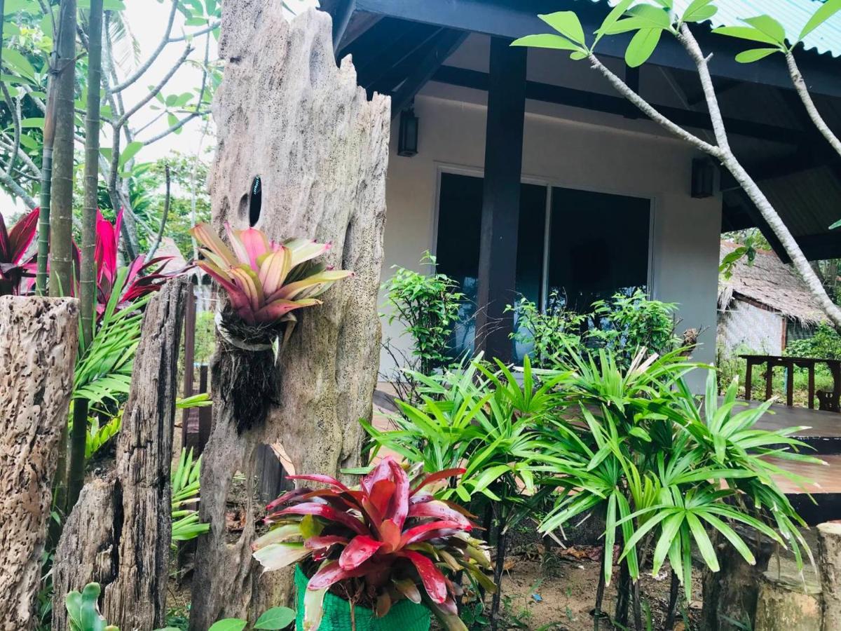 Koh Jum Delight Beach Exterior foto