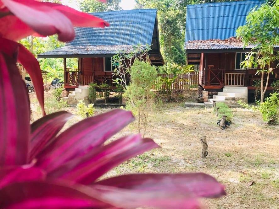 Koh Jum Delight Beach Exterior foto